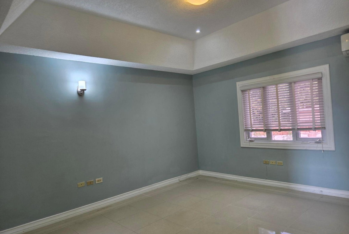 Eleventh image of 14-9 Garth Road in Kingston 8, St. Andrew, Jamaica - property is For Rent