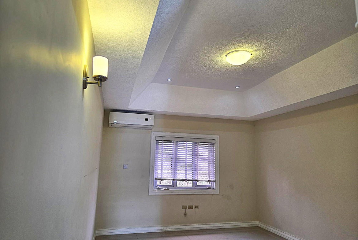 Thirteenth image of 14-9 Garth Road in Kingston 8, St. Andrew, Jamaica - property is For Rent