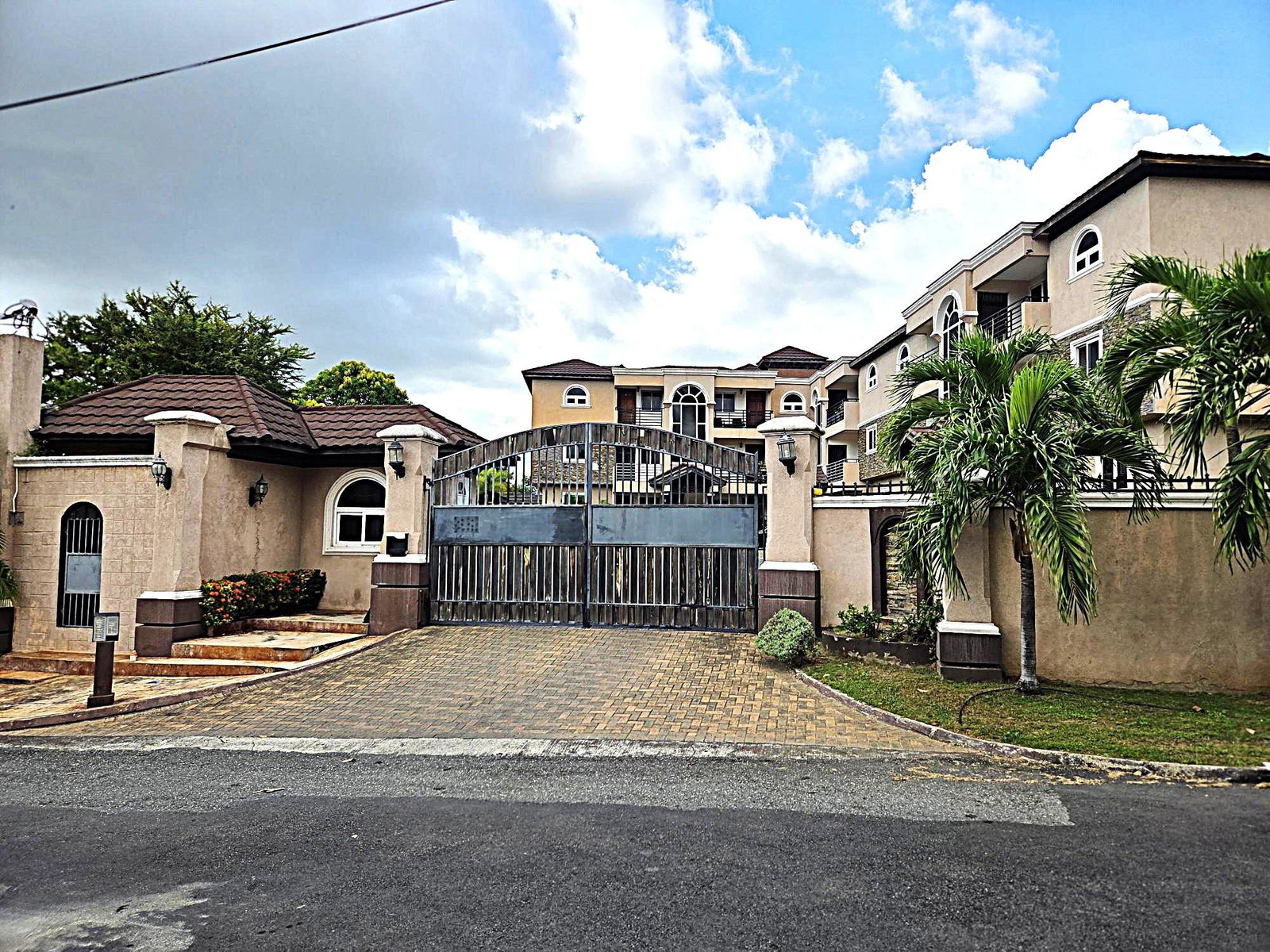 Third image of 14-9 Garth Road in Kingston 8, St. Andrew, Jamaica - property is For Rent