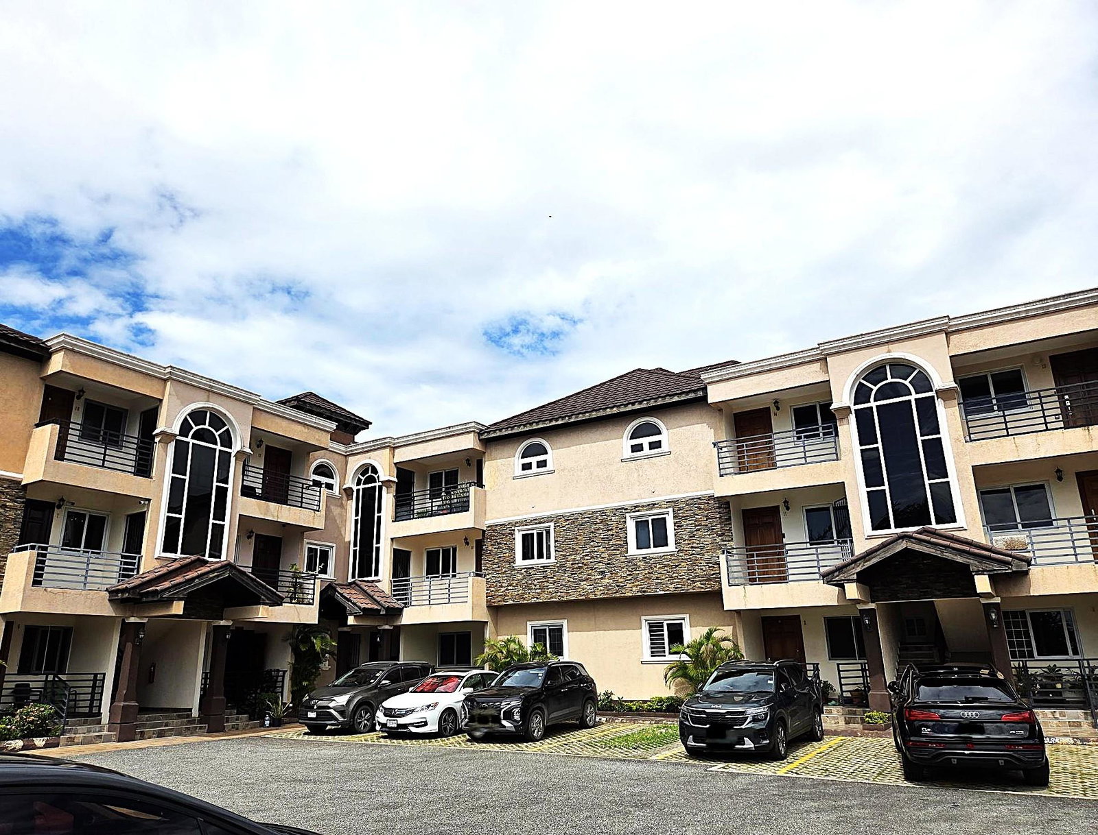 Twenty-Sixth image of 14-9 Garth Road in Kingston 8, St. Andrew, Jamaica - property is For Rent