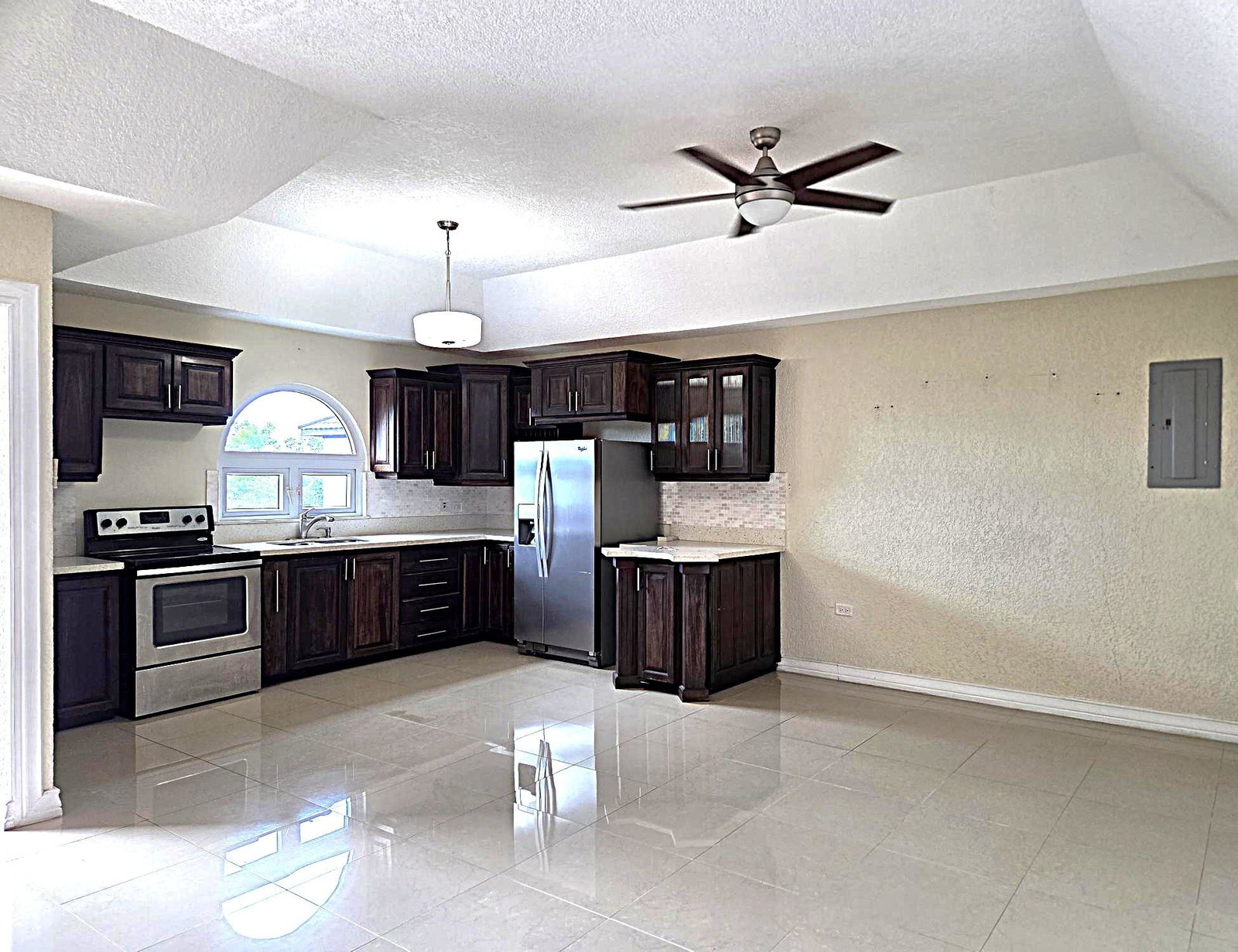 Sixth image of 14-9 Garth Road in Kingston 8, St. Andrew, Jamaica - property is For Rent