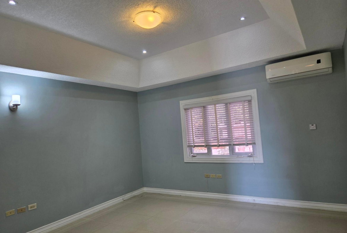 Tenth image of 14-9 Garth Road in Kingston 8, St. Andrew, Jamaica - property is For Rent