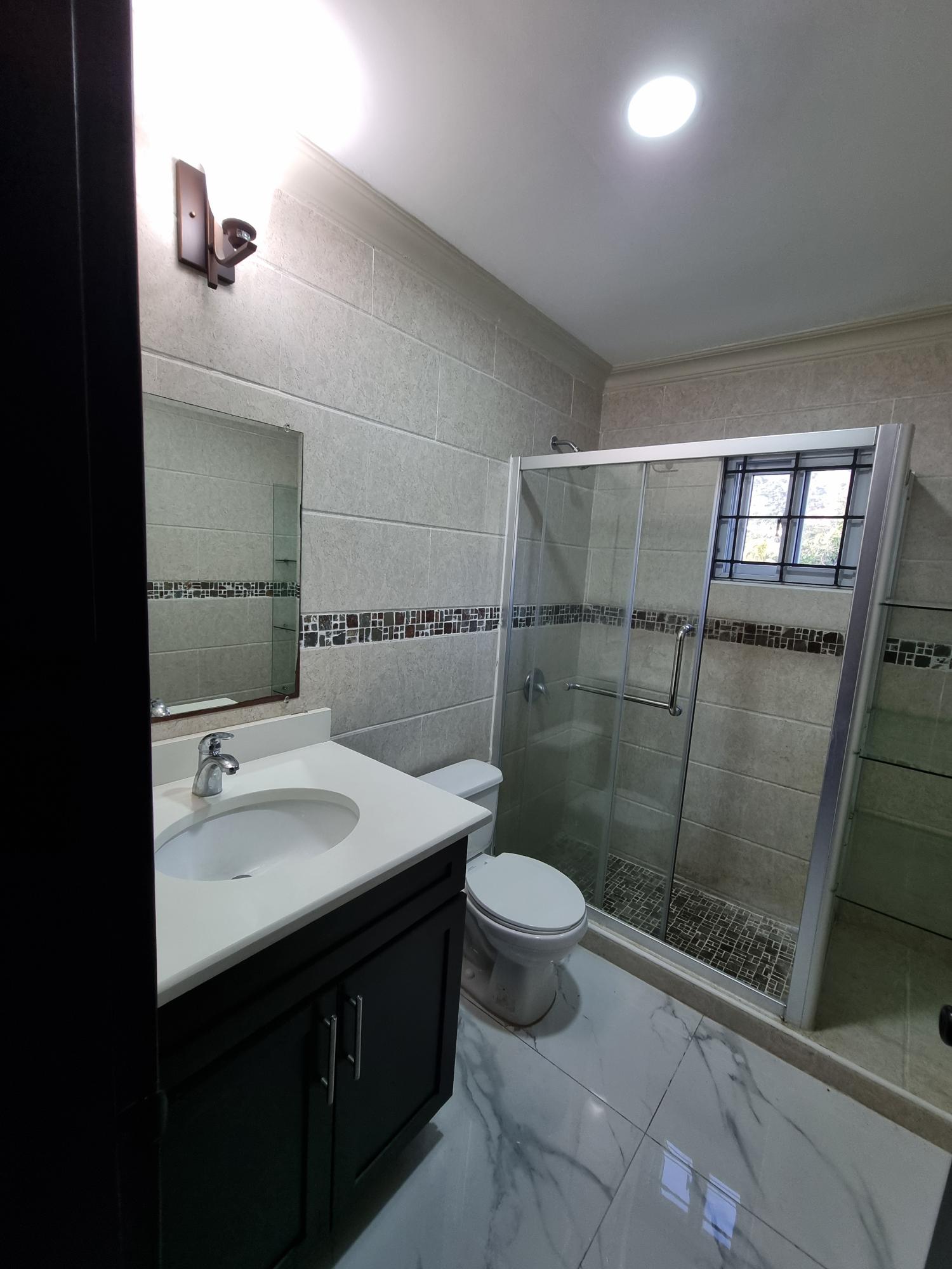 Tenth image of 8 Buena Vista Drive, Kgn 6. in Kingston 6, St. Andrew, Jamaica - property is For Rent