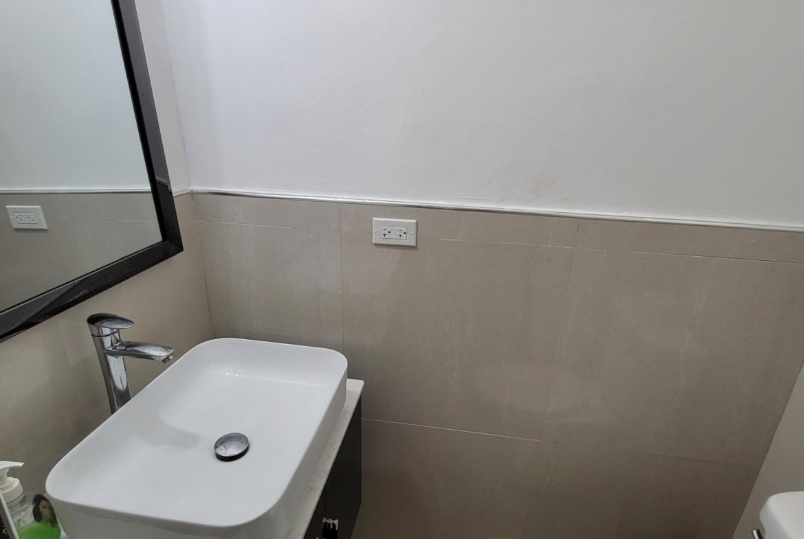 Sixteenth image of 3-21 Knightsdale dr in Kingston 19, St. Andrew, Jamaica - property is For Rent