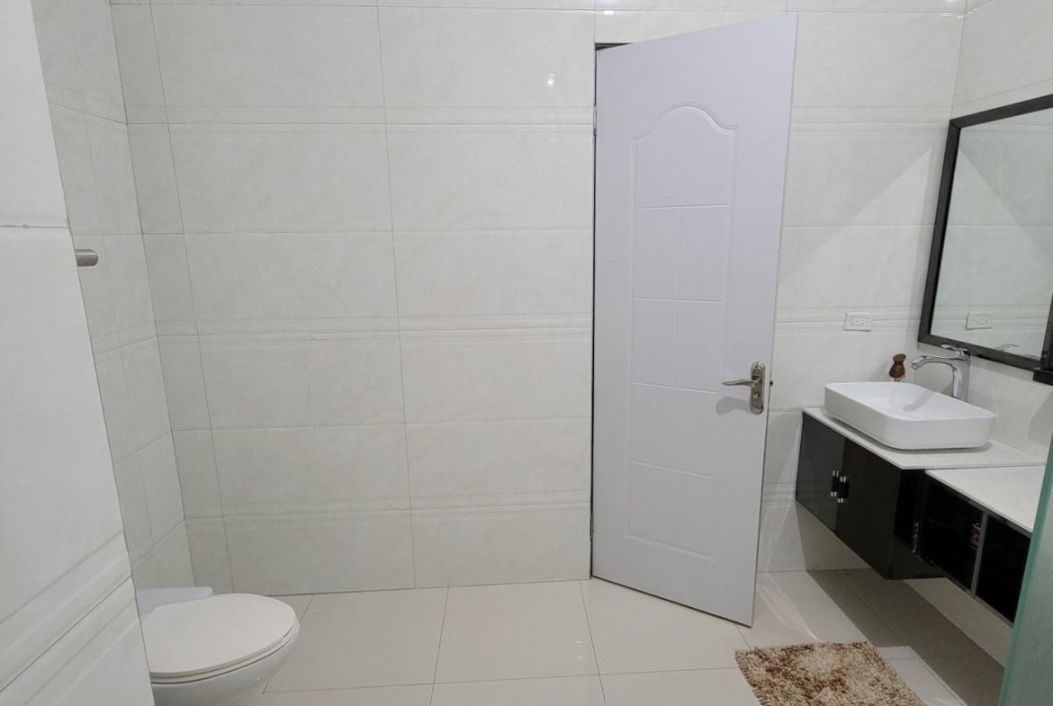 Tenth image of 3-21 Knightsdale dr in Kingston 19, St. Andrew, Jamaica - property is For Rent