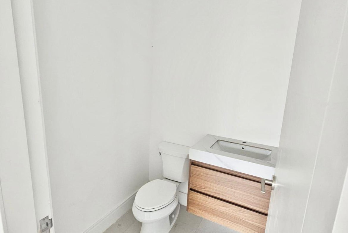 Sixth image of 5-9 Salisbury Avenue in Kingston 6, St. Andrew, Jamaica - property is For Sale
