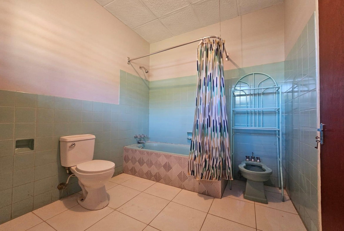 Sixteenth image of Knightsdale Drive in Kingston 19, St. Andrew, Jamaica - property is For Rent