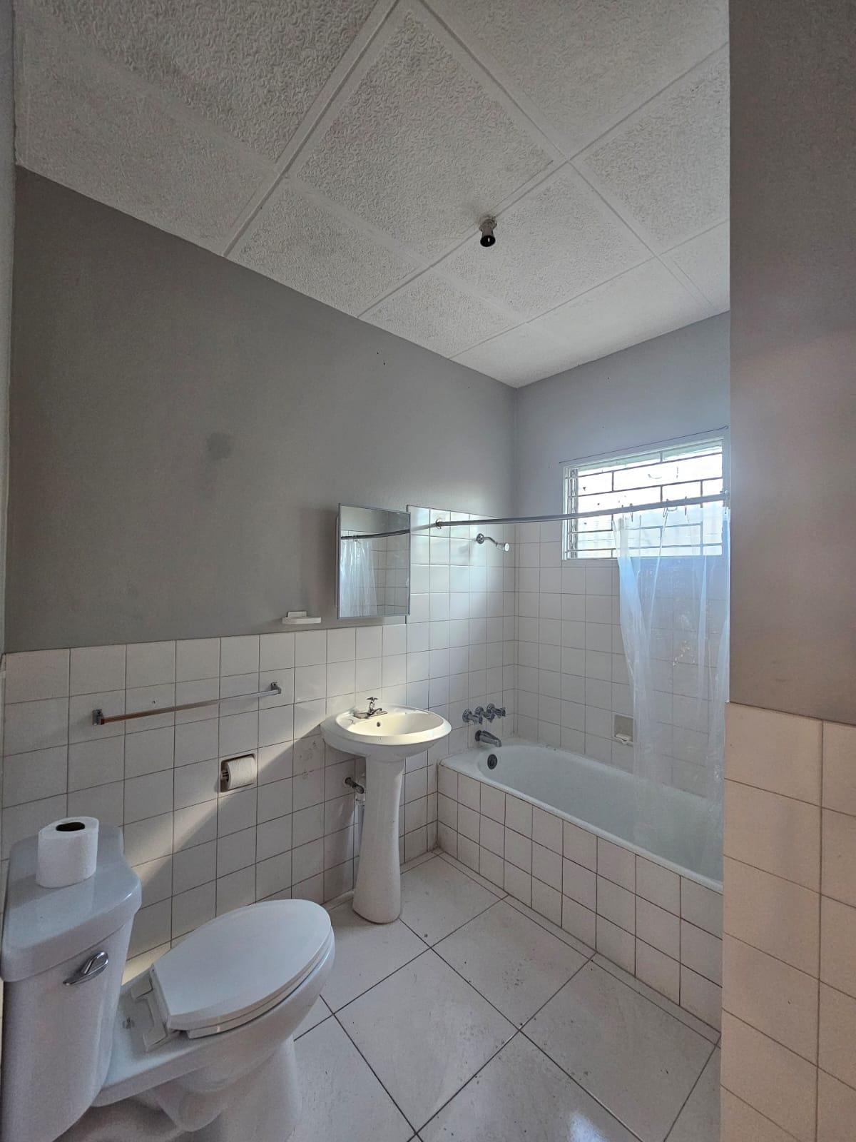 Nineteenth image of Knightsdale Drive in Kingston 19, St. Andrew, Jamaica - property is For Rent