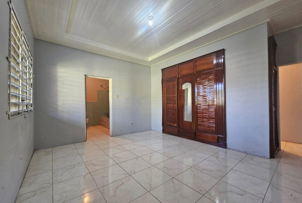 Twentieth image of Knightsdale Drive in Kingston 19, St. Andrew, Jamaica - property is For Rent