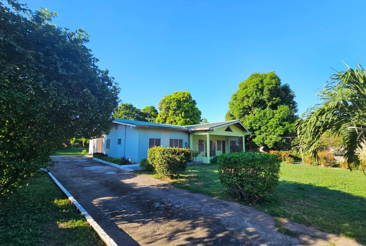 Fourth image of Knightsdale Drive in Kingston 19, St. Andrew, Jamaica - property is For Rent