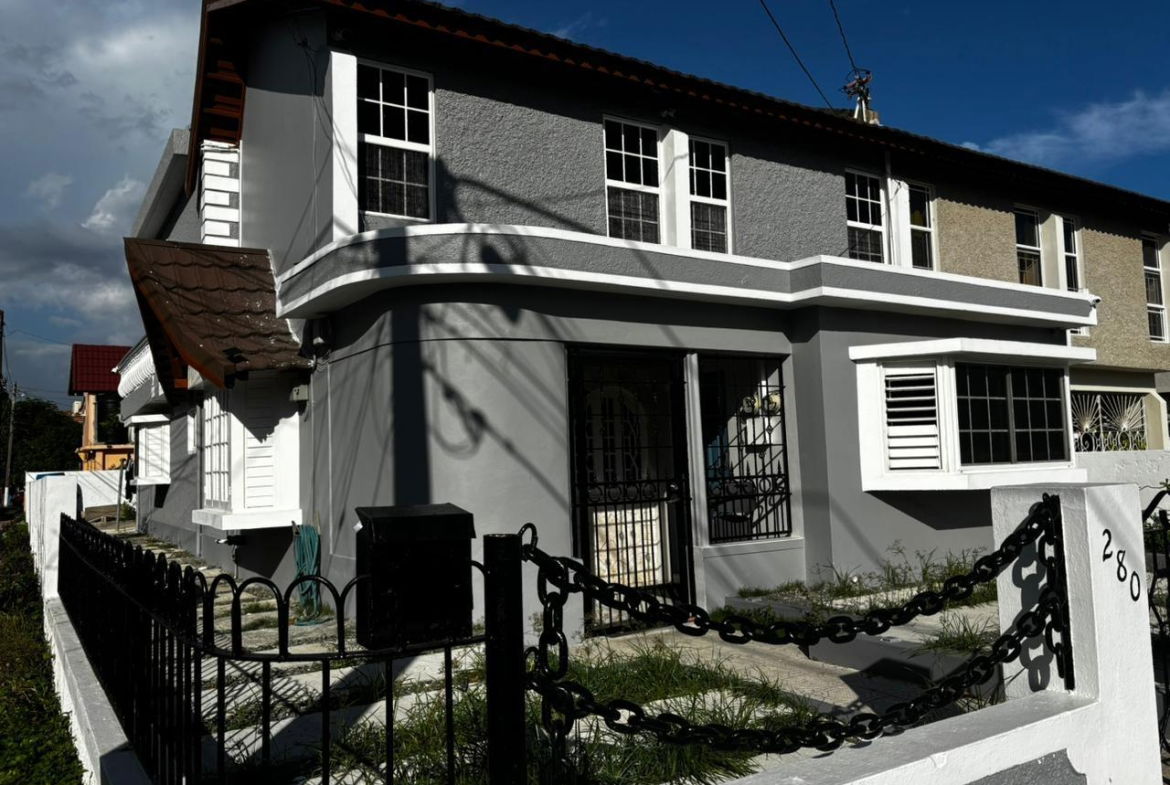 Seventeenth image of 280 Winona Drive, Garveymeade in Garveymeade, St. Catherine, Jamaica - property is For Rent