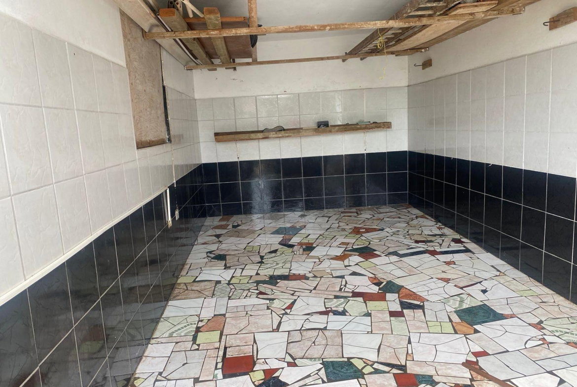 Second image of Red Bank in Mandeville, Manchester, Jamaica - property is For Rent