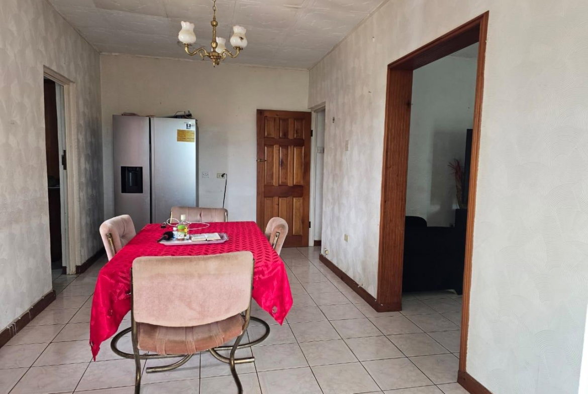 Eighth image of Red Bank in Mandeville, Manchester, Jamaica - property is For Rent