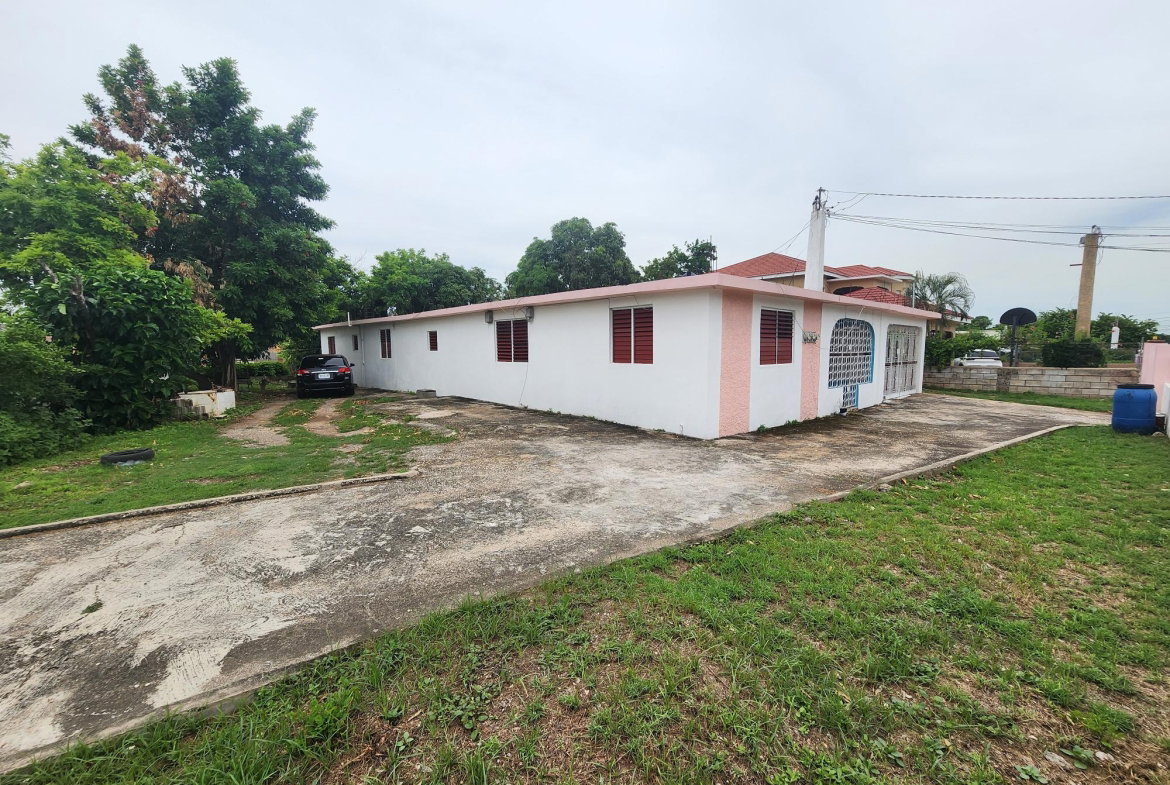 Fifteenth image of 9 Warminister Drive in KINGSTON, Kingston, Jamaica - property is For Sale