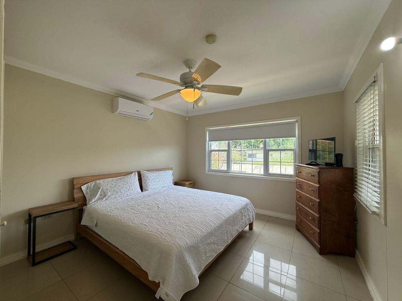 Seventeenth image of 106c-3 st Michaels Terrace in Kingston 6, St. Andrew, Jamaica - property is For Rent