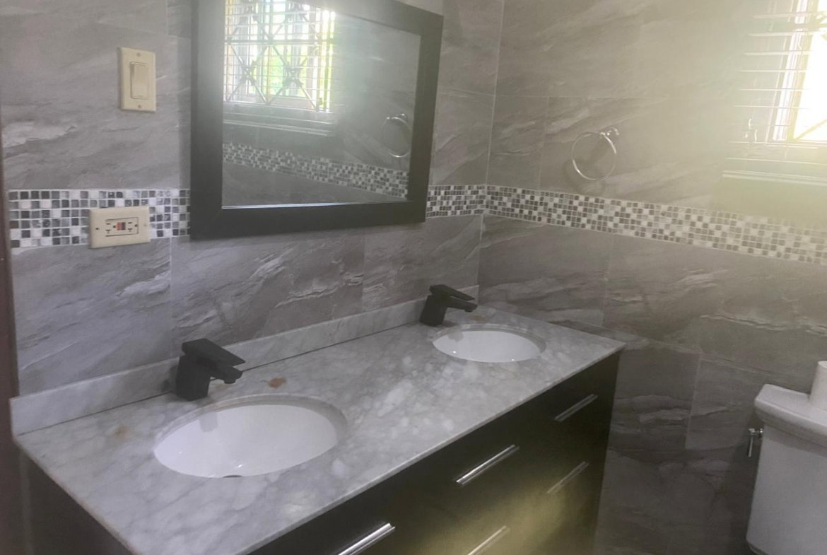 Seventeenth image of 1-1a Stanmore Terrace in Kingston 19, St. Andrew, Jamaica - property is For Rent