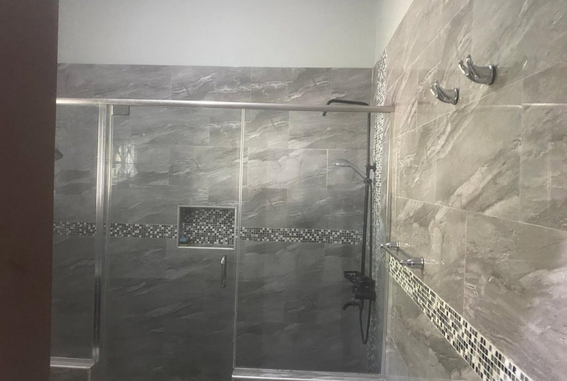 Eighteenth image of 1-1a Stanmore Terrace in Kingston 19, St. Andrew, Jamaica - property is For Rent