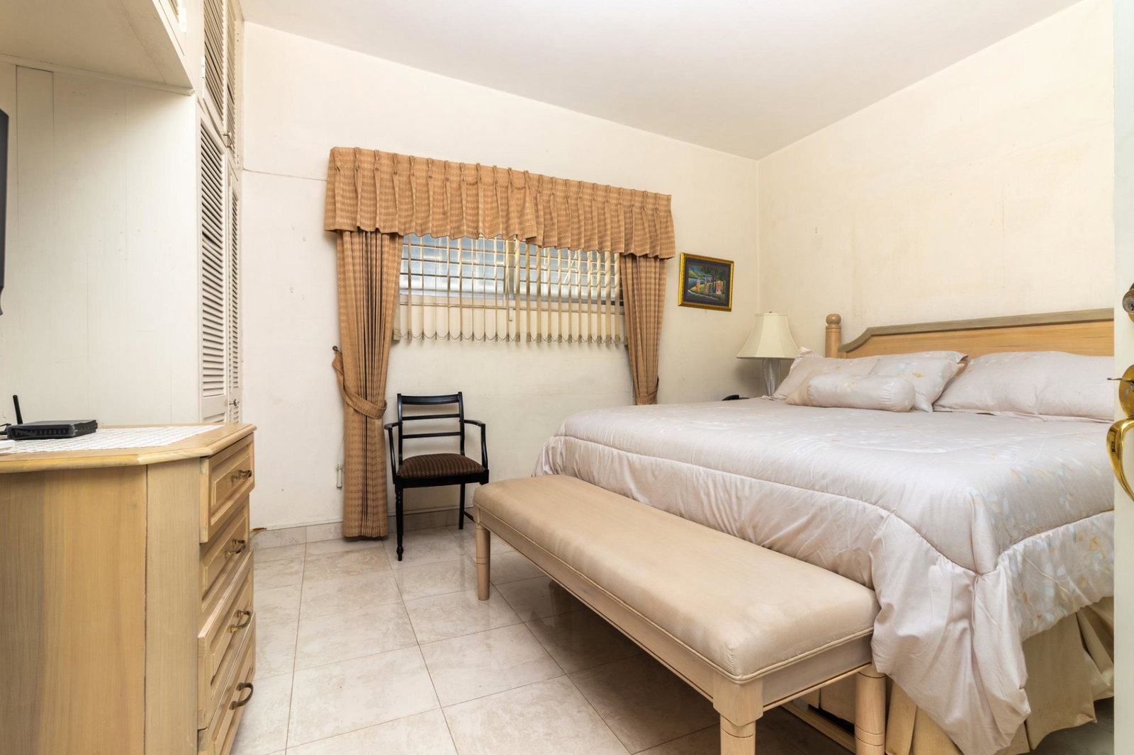 Spacious-Family-Home-for-Sale-at-17-Shenstone-Drive-St.-Andrew-Jamaica Sixteenth image of 17 Shenstone Drive in Kingston 6, St. Andrew, Jamaica - property is For Sale