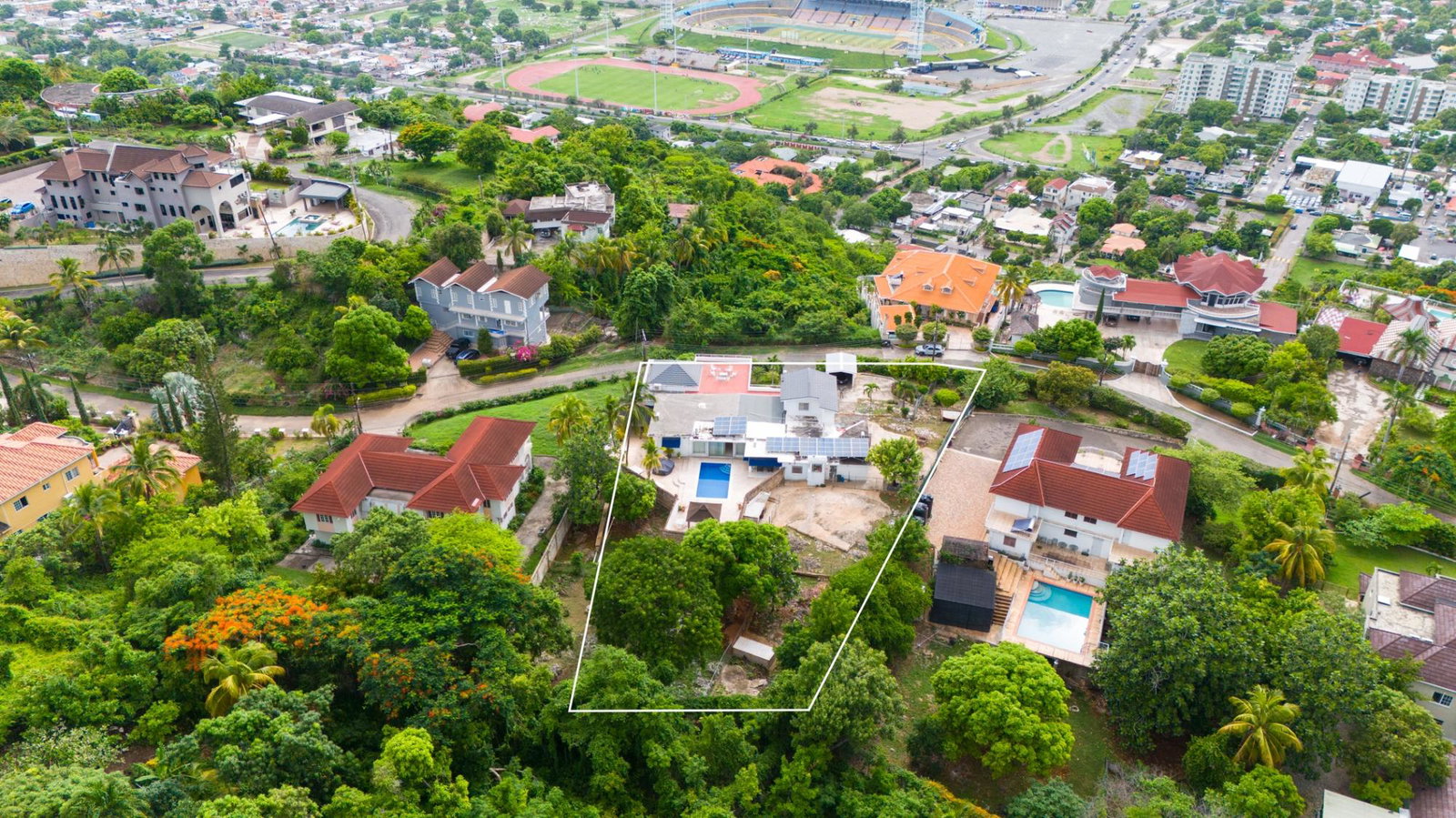 Spacious-Family-Home-for-Sale-at-17-Shenstone-Drive-St.-Andrew-Jamaica Sixth image of 17 Shenstone Drive in Kingston 6, St. Andrew, Jamaica - property is For Sale