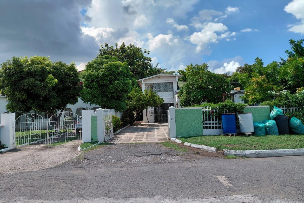 Second image of 3 Junor Avenue in Kingston 8, St. Andrew, Jamaica - property is For Sale