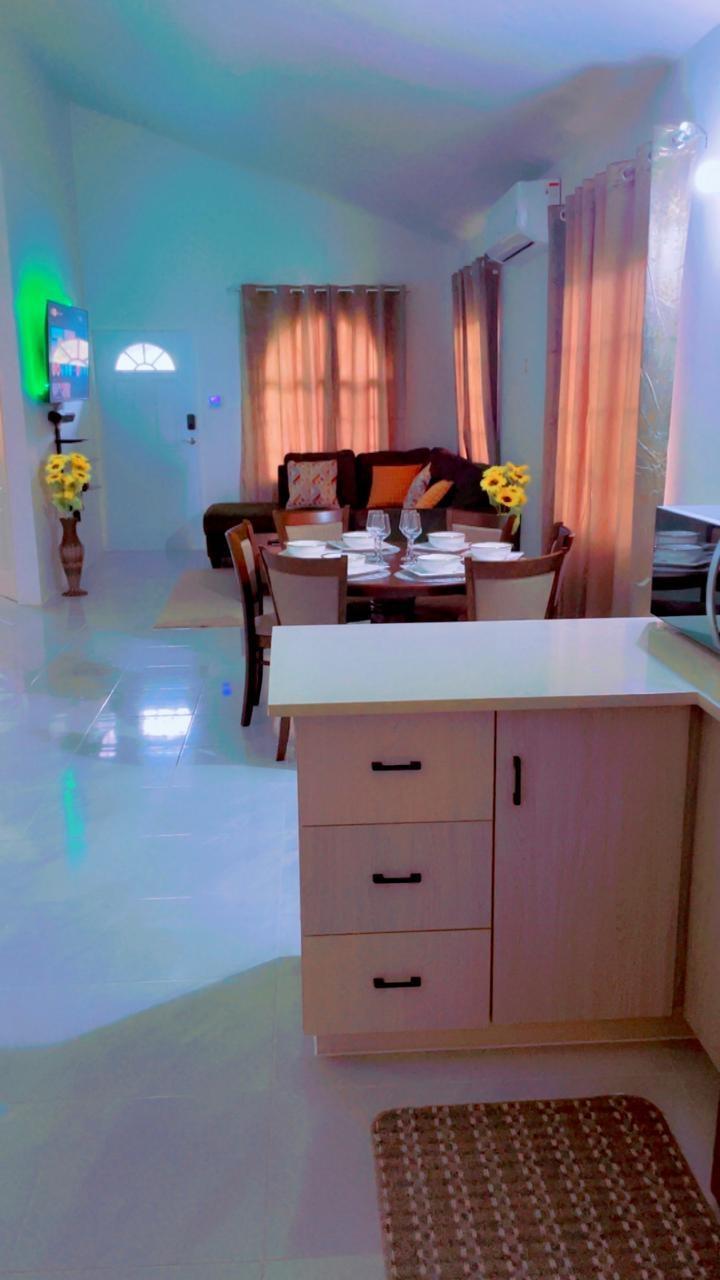 Stunning-2-Bedroom-Ocean-View-House-for-Rent-in-Camelot-Village-Discovery-Bay-St.-Ann Sixth image of 583 Camelot Boulevard in Discovery Bay, St. Ann, Jamaica - property is For Rent