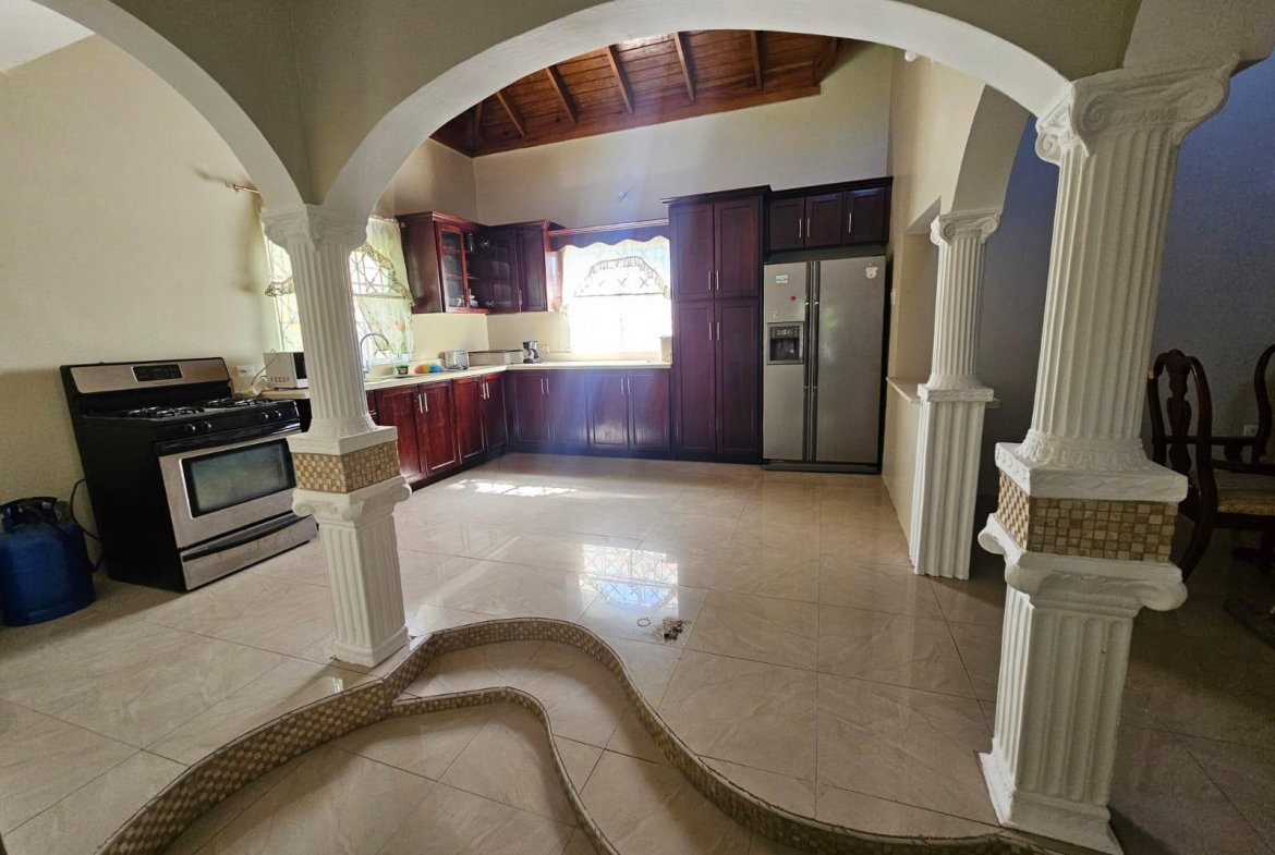 Twelfth image of 413 Travellers Close in MAGIL PALMS, St. Catherine, Jamaica - property is For Rent