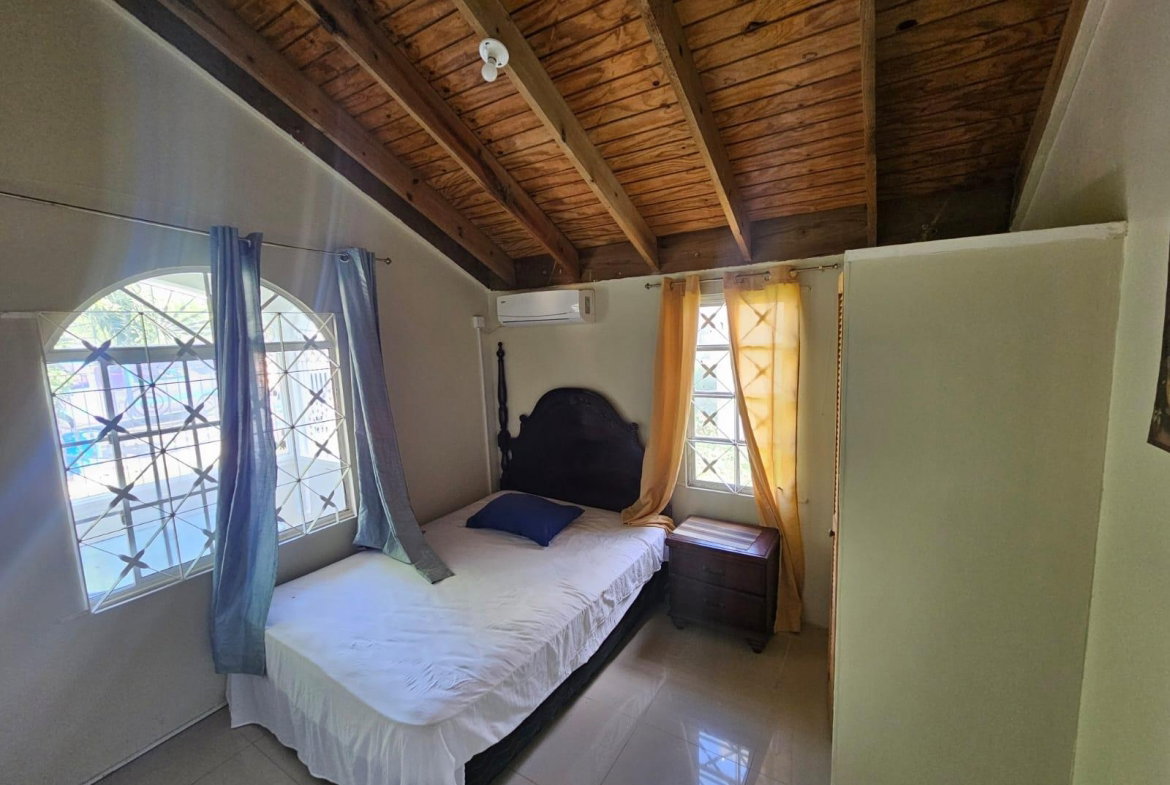 Fourth image of 413 Travellers Close in MAGIL PALMS, St. Catherine, Jamaica - property is For Rent