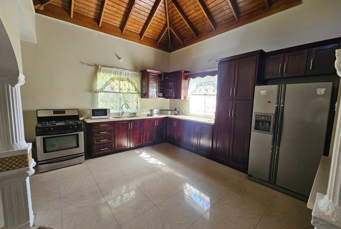Sixth image of 413 Travellers Close in MAGIL PALMS, St. Catherine, Jamaica - property is For Rent