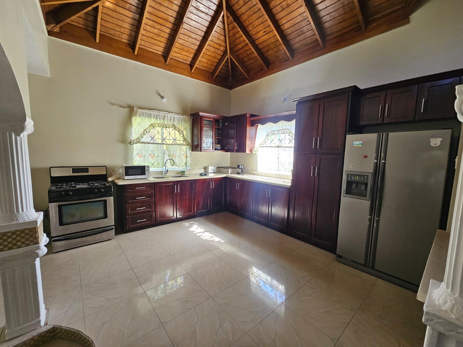 Sixth image of 413 Travellers Close in MAGIL PALMS, St. Catherine, Jamaica - property is For Rent