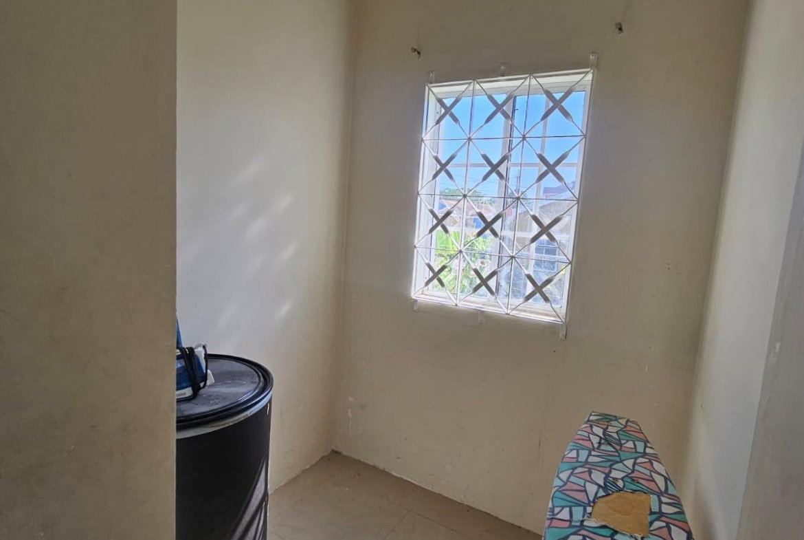 Tenth image of 413 Travellers Close in MAGIL PALMS, St. Catherine, Jamaica - property is For Rent