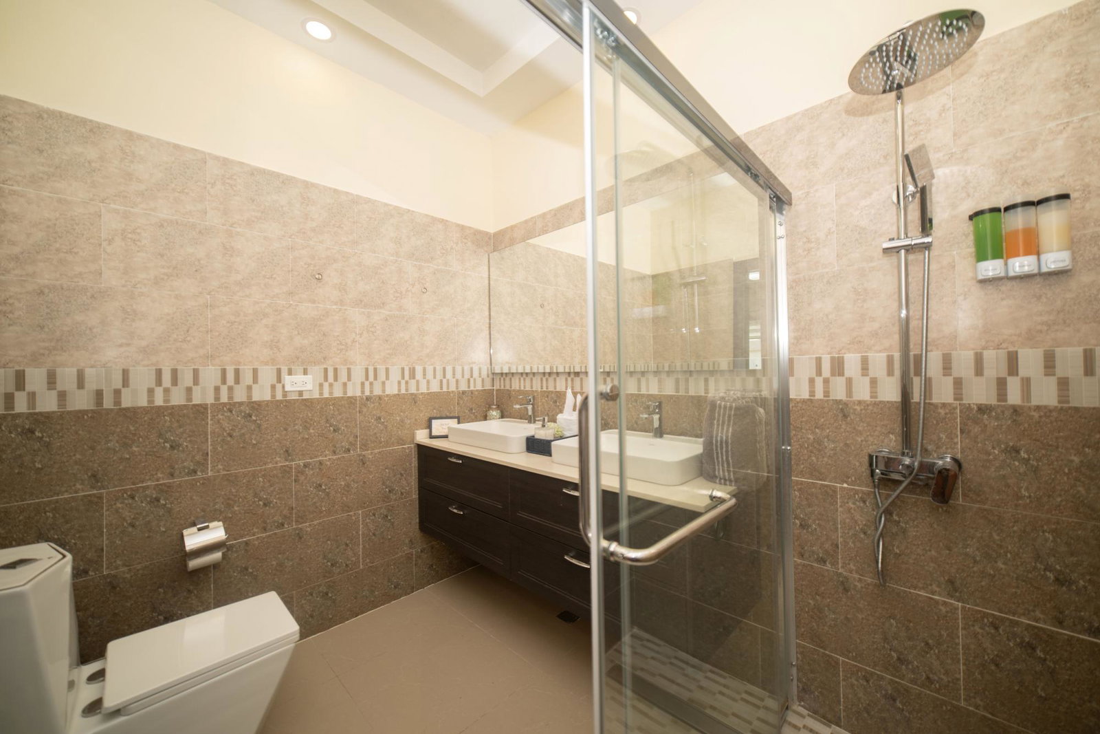 Stunning-3-Bedroom-House-for-Sale-in-Pyramid-Point-Ocho-Rios-St.-Ann-Jamaica Twenty-Fourth image of 170 Sunny Isles Avenue, Pyram in Ocho Rios, St. Ann, Jamaica - property is For Sale