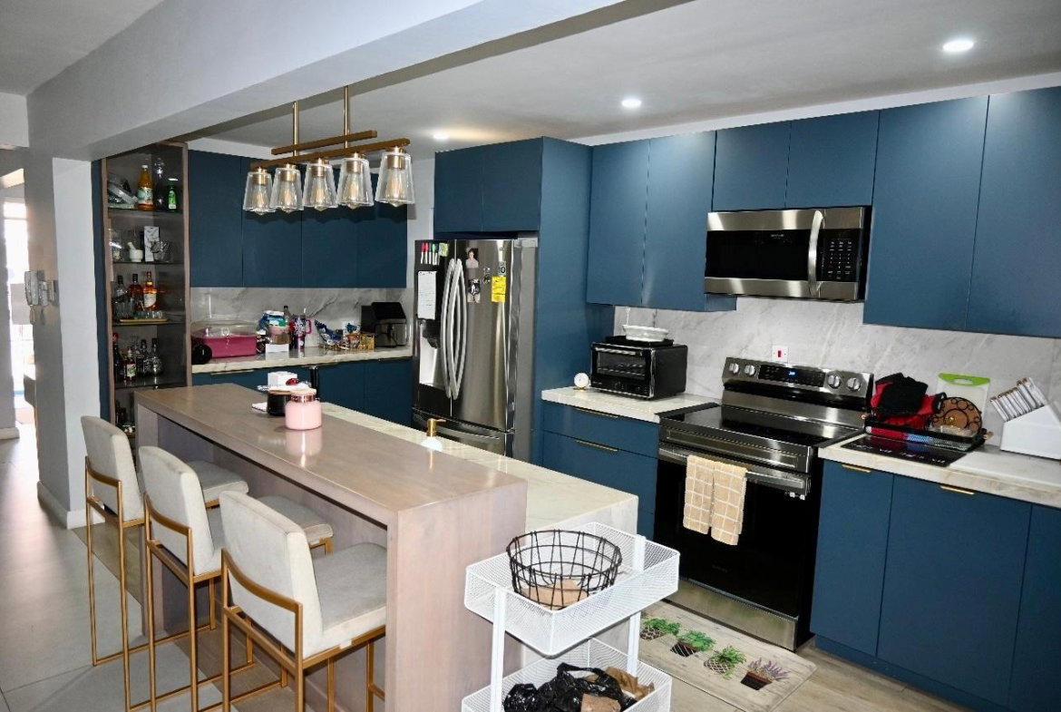 First image of 8-9 Seymour Avenue in Kingston 6, St. Andrew, Jamaica - property is For Rent