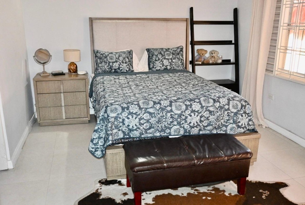 Sixteenth image of 8-9 Seymour Avenue in Kingston 6, St. Andrew, Jamaica - property is For Rent