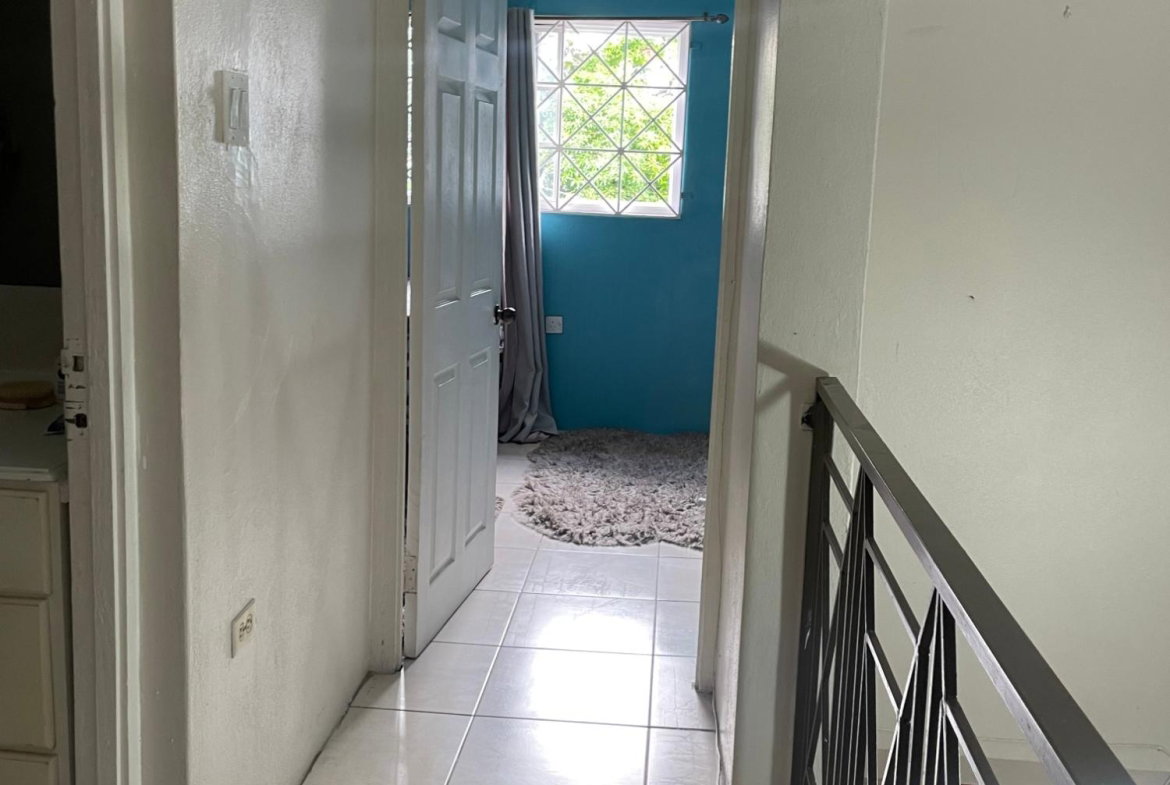 Eleventh image of Apt #2-1 Lounsbury Avenue in Kingston 8, St. Andrew, Jamaica - property is For Sale