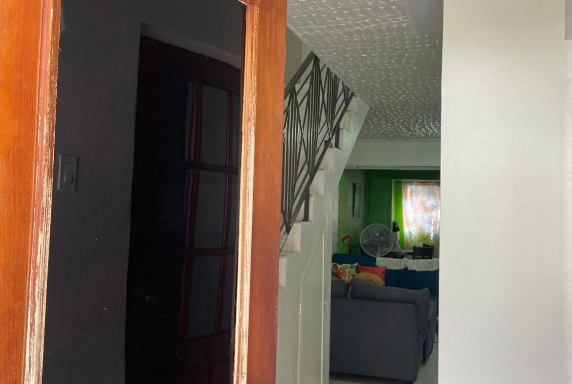 Fifth image of Apt #2-1 Lounsbury Avenue in Kingston 8, St. Andrew, Jamaica - property is For Sale