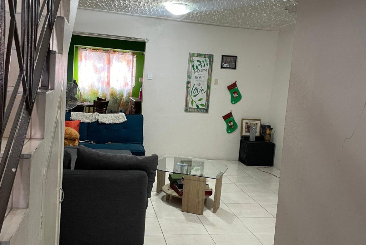 Sixth image of Apt #2-1 Lounsbury Avenue in Kingston 8, St. Andrew, Jamaica - property is For Sale