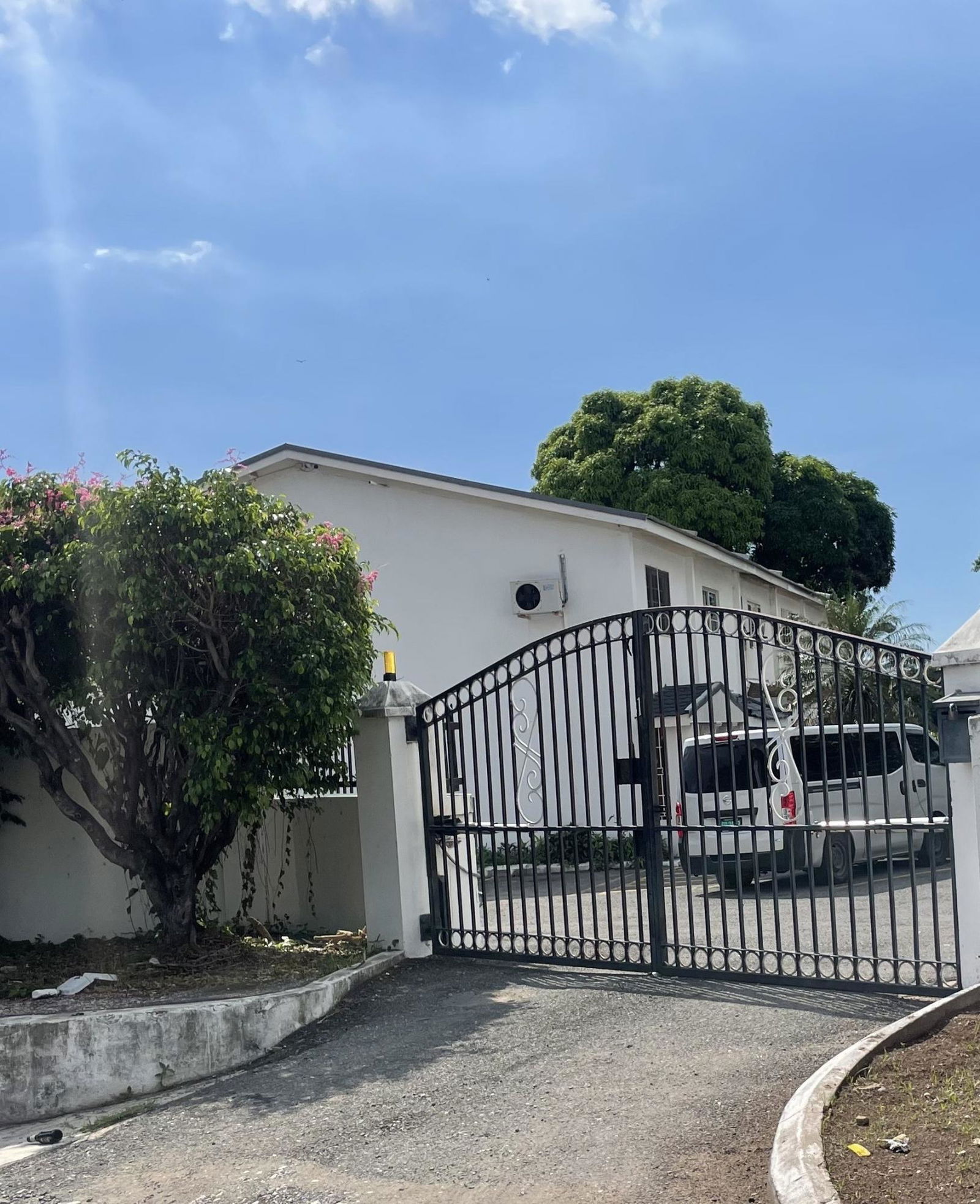 First image of Apt #2-1 Lounsbury Avenue in Kingston 8, St. Andrew, Jamaica - property is For Sale