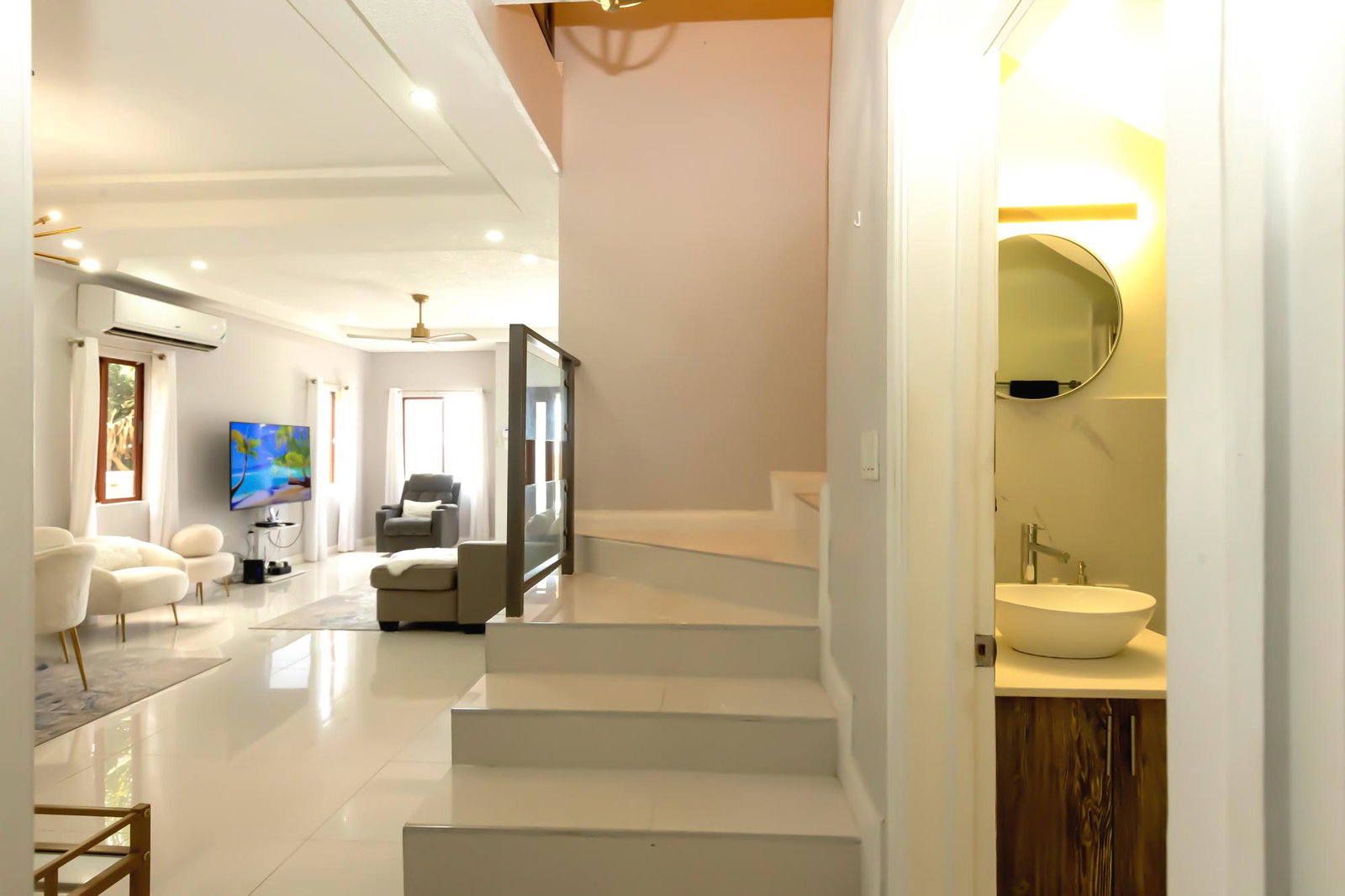 Twelfth image of 1-1 Sterling Castle Heights in Kingston 19, St. Andrew, Jamaica - property is For Rent