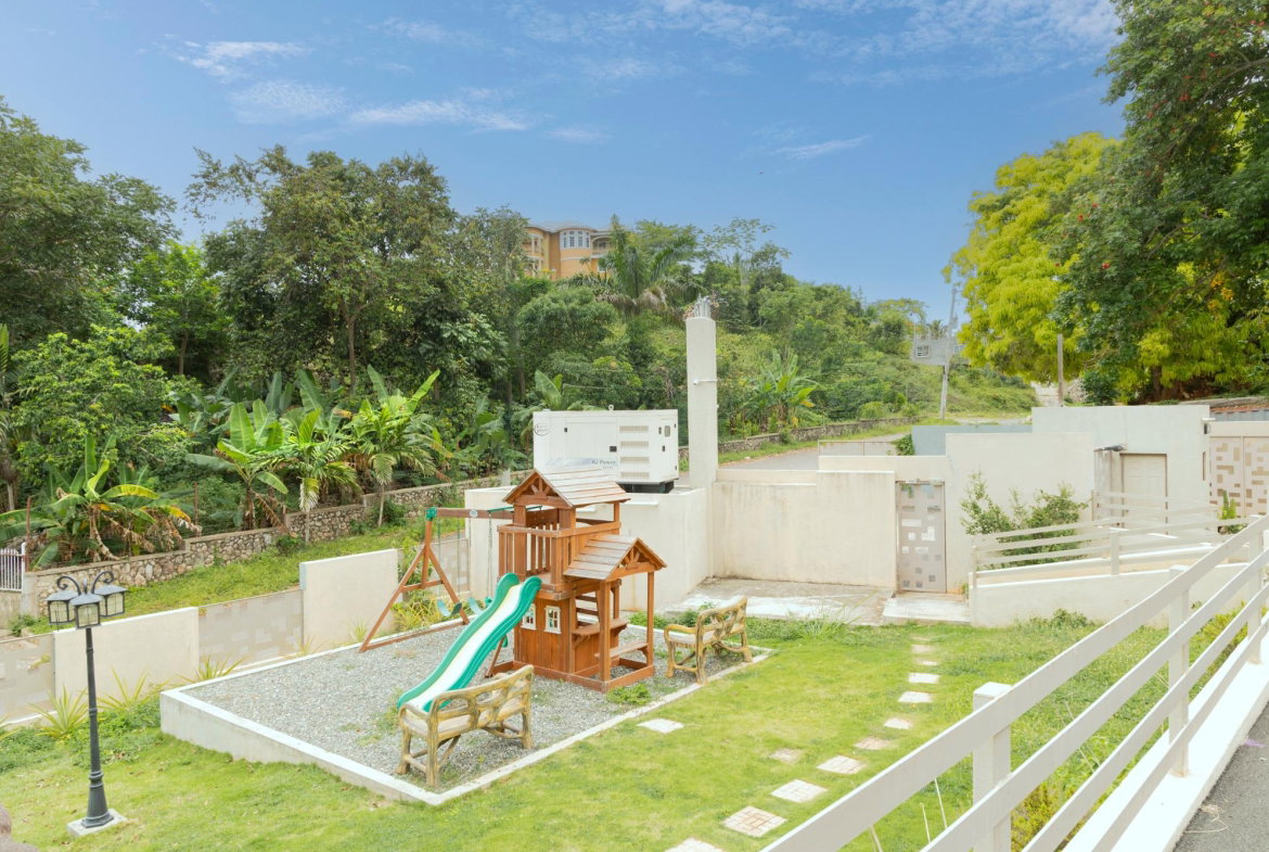 Twenty-Fifth image of 1-1 Sterling Castle Heights in Kingston 19, St. Andrew, Jamaica - property is For Rent