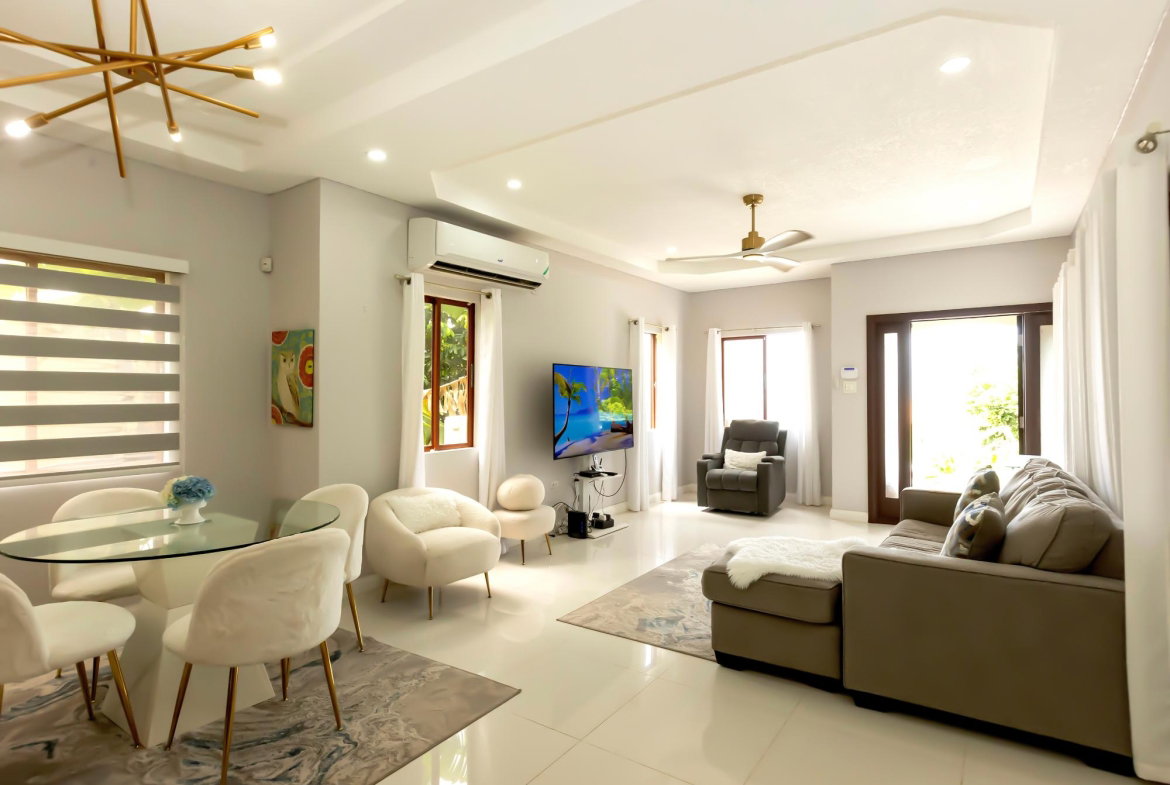 Fifth image of 1-1 Sterling Castle Heights in Kingston 19, St. Andrew, Jamaica - property is For Rent