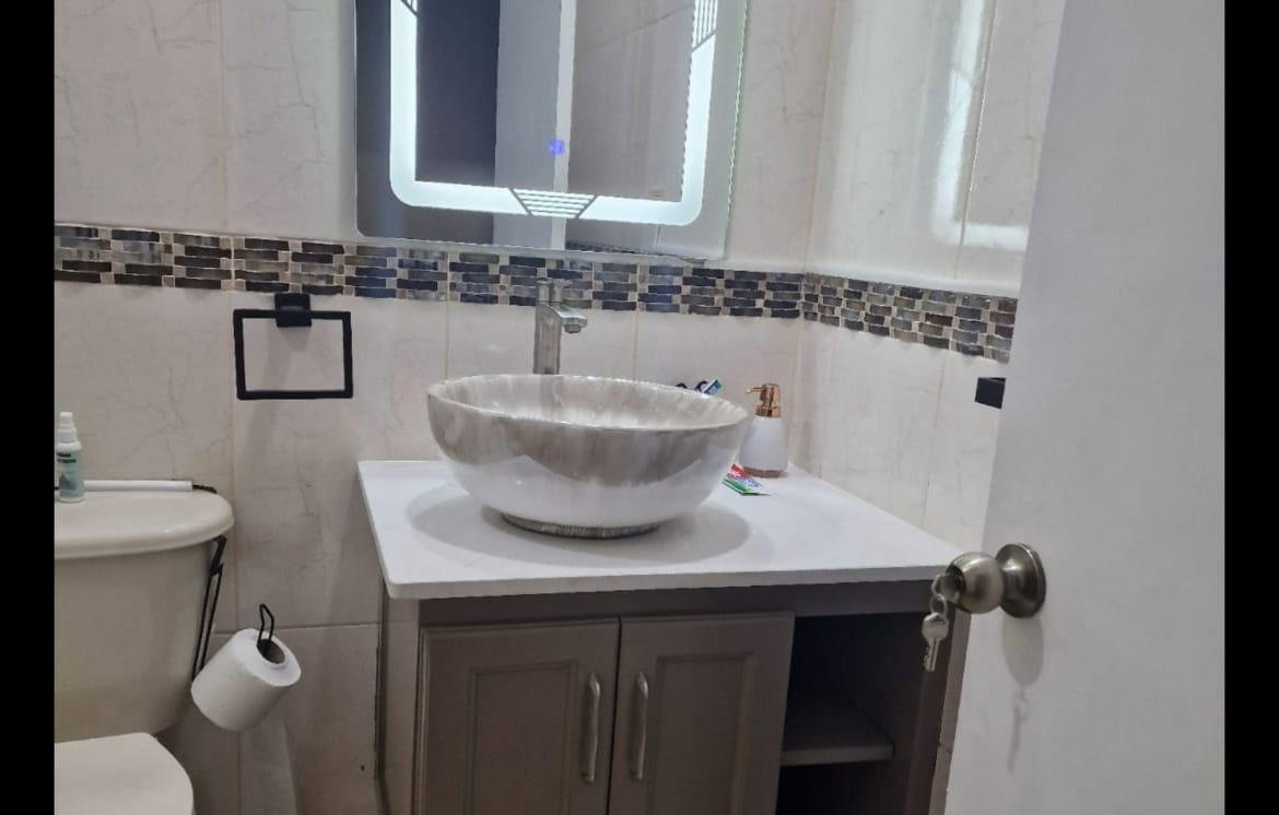 Fourteenth image of 6 Forrest Hill Drive in Red Hills, St. Andrew, Jamaica - property is For Rent