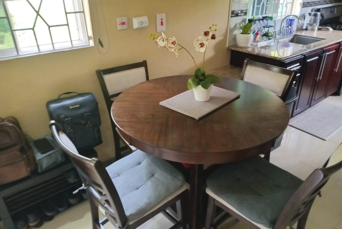 Fourth image of 6 Forrest Hill Drive in Red Hills, St. Andrew, Jamaica - property is For Rent