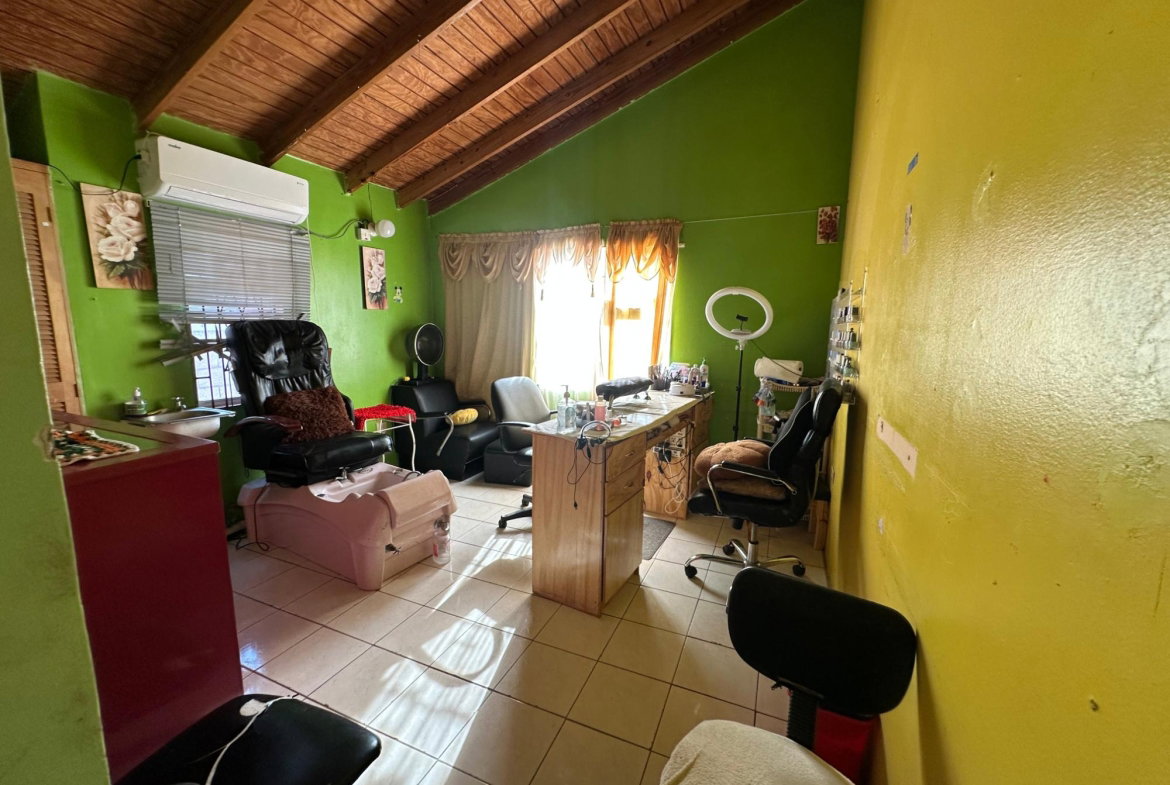 Seventh image of New Harbour Circle in New Harbour Village, St. Catherine, Jamaica - property is For Sale