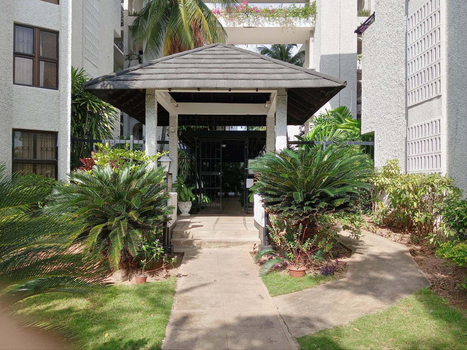 First image of 109-1 Caribbean Close,kingston in Kingston 5, St. Andrew, Jamaica - property is For Rent