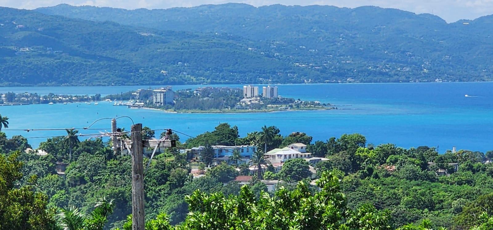 Nineteenth image of 52 Dunbar Pen in Norwood, St. James, Jamaica - property is For Rent
