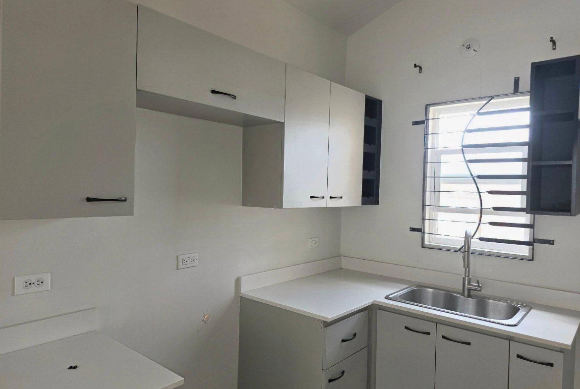 Third image of 585 Phoenix Park Village ii p in Phoenix Park, St. Catherine, Jamaica - property is For Rent