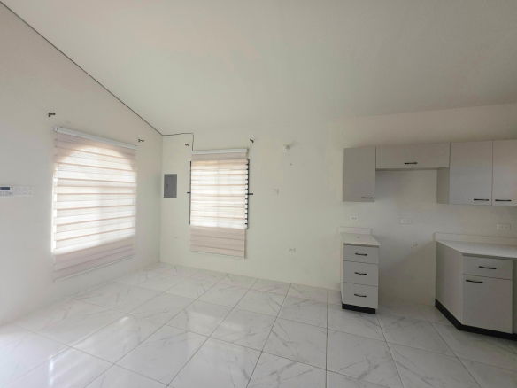 First image of 585 Phoenix Park Village ii p in Phoenix Park, St. Catherine, Jamaica - property is For Rent