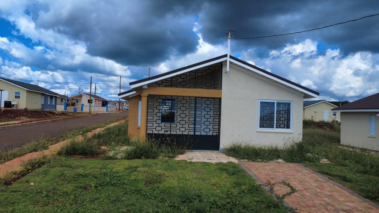Third image of 853 Silversun Estate in Montpelier House, St. Catherine, Jamaica - property is For Rent