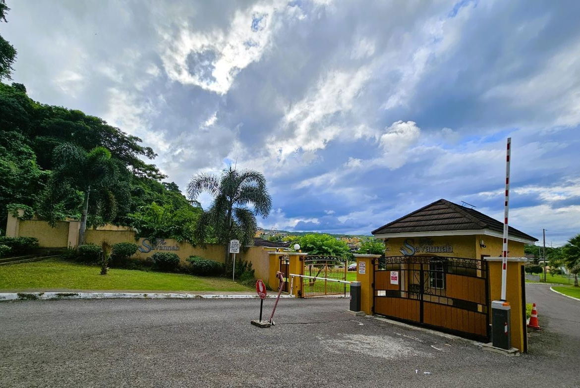 Eighth image of 520 Canoe Drive in Runaway Bay, St. Ann, Jamaica - property is For Rent