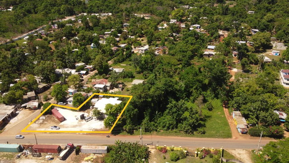 First image of Farm Pen in Farm Pen, Westmoreland, Jamaica - property is For Sale